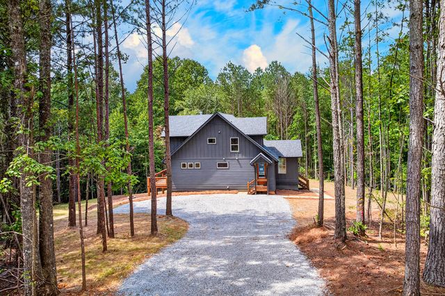 824 Banks Road, Ellijay, GA 30540