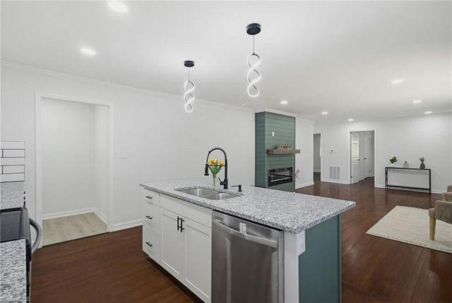 3534 Prospect Drive, Winston-salem, NC 27105