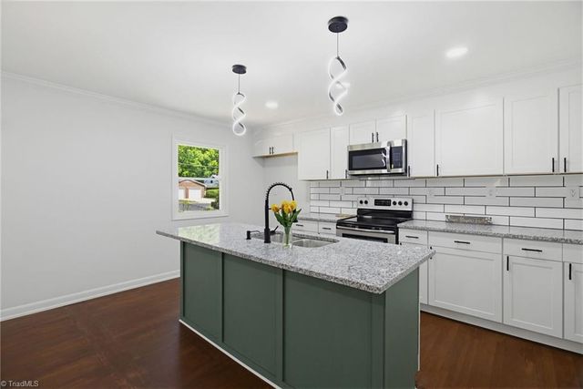 3534 Prospect Drive, Winston-salem, NC 27105