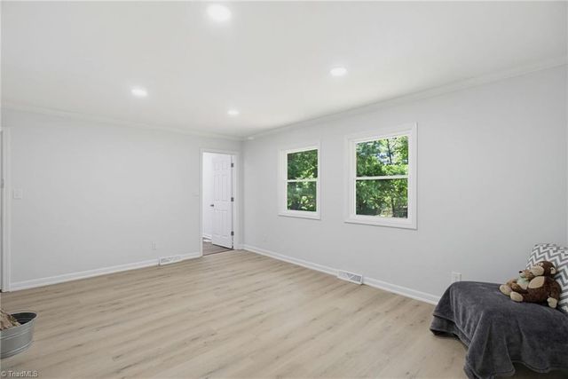 3534 Prospect Drive, Winston-salem, NC 27105