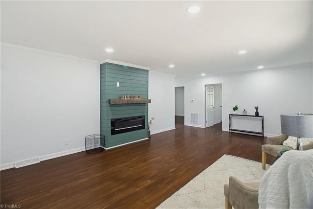 3534 Prospect Drive, Winston-salem, NC 27105