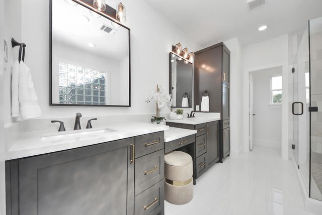925 Fisher Street C, Houston, TX 77018