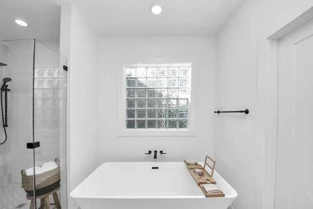 925 Fisher Street C, Houston, TX 77018