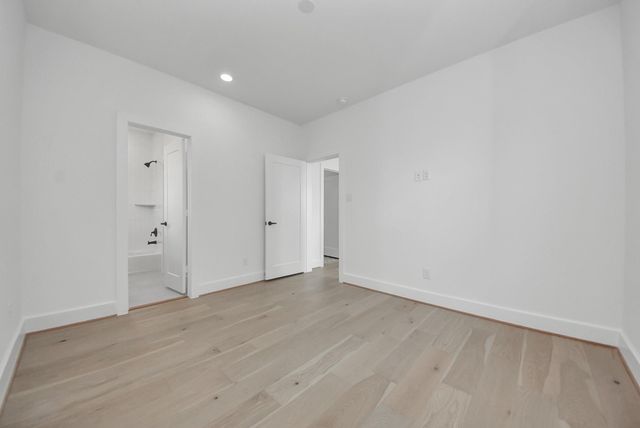 925 Fisher Street C, Houston, TX 77018