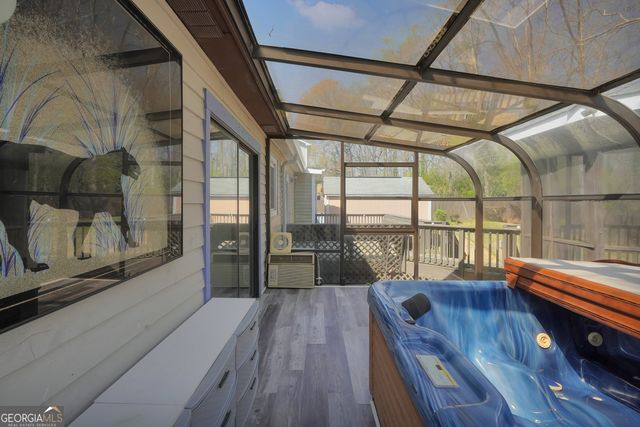 2862 Woodhollow Lane, Jonesboro, GA 30236