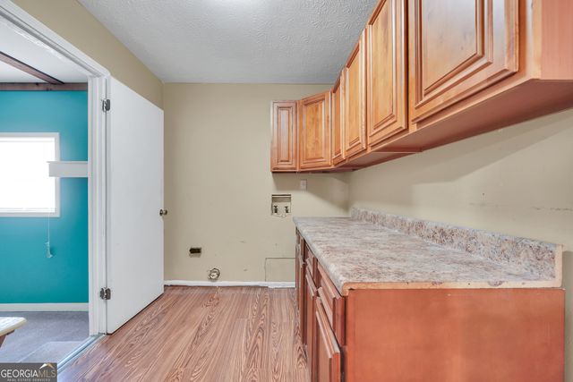 2862 Woodhollow Lane, Jonesboro, GA 30236