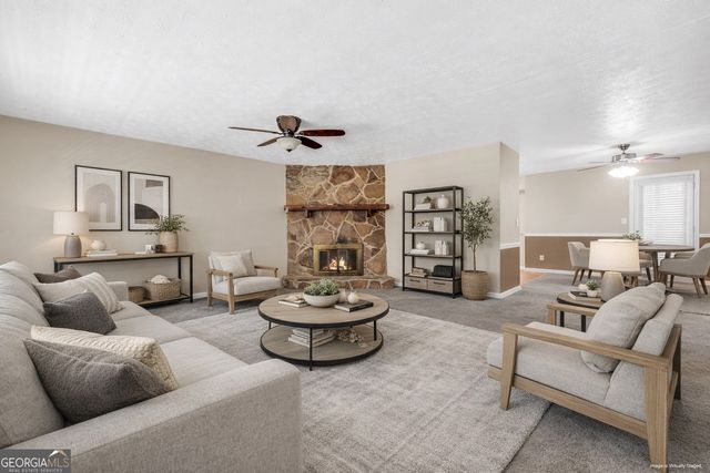 2862 Woodhollow Lane, Jonesboro, GA 30236