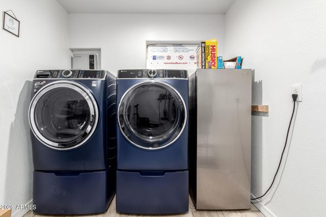 1048 W HEATHER Drive, Mesa, AZ 85201