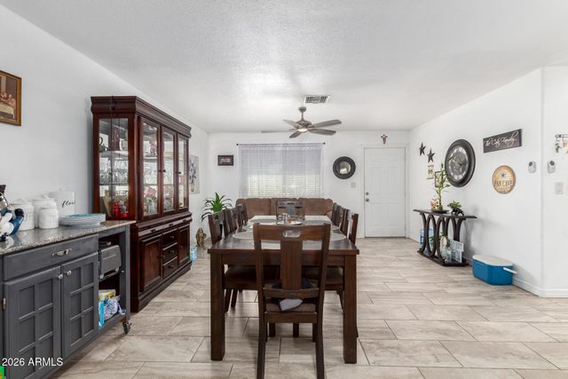 1048 W HEATHER Drive, Mesa, AZ 85201