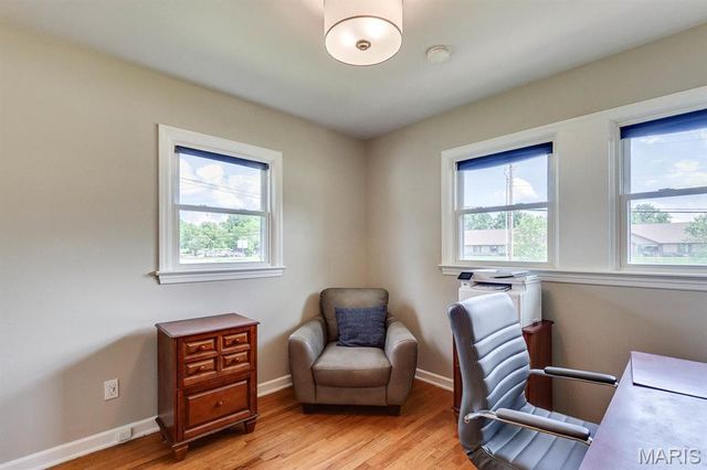 1350 Charbonier Road, Florissant, MO 63031
