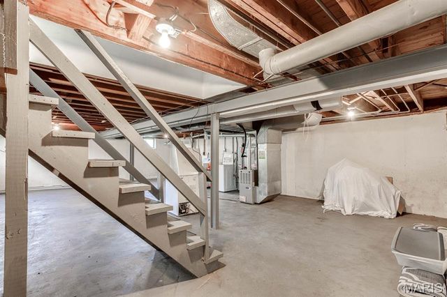 1350 Charbonier Road, Florissant, MO 63031
