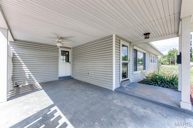 1350 Charbonier Road, Florissant, MO 63031