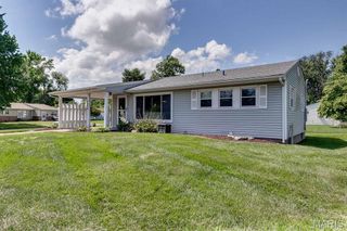 1350 Charbonier Road, Florissant, MO 63031