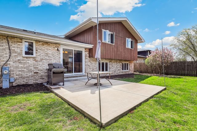 15622 S Trailside Drive, Homer Glen, IL 60491