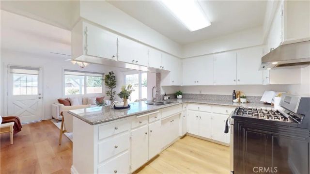 9955 Maplewood, Bellflower, CA 90706