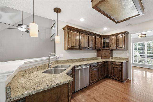 9811 Autumn Glen Drive, Soddy Daisy, TN 37379