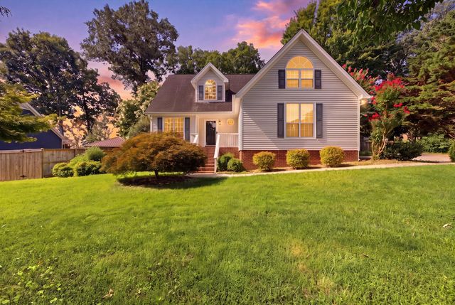 9811 Autumn Glen Drive, Soddy Daisy, TN 37379