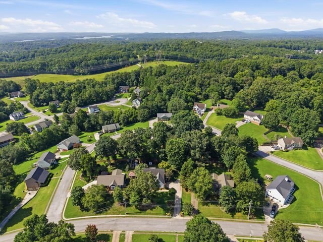 9811 Autumn Glen Drive, Soddy Daisy, TN 37379