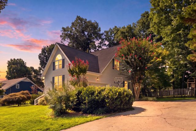 9811 Autumn Glen Drive, Soddy Daisy, TN 37379