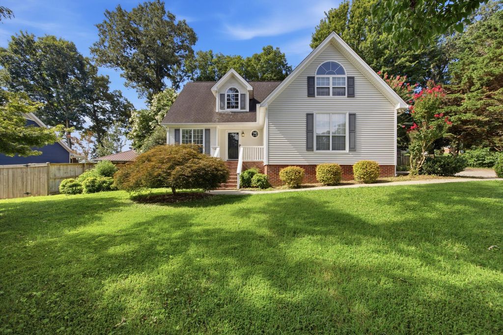 9811 Autumn Glen Drive, Soddy Daisy, TN 37379