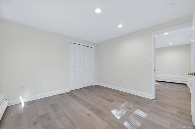 9 16th Street, Bayville, NY 11709