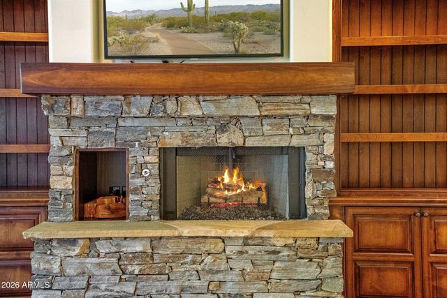 10675 E FERNWOOD Lane, Scottsdale, AZ 85262