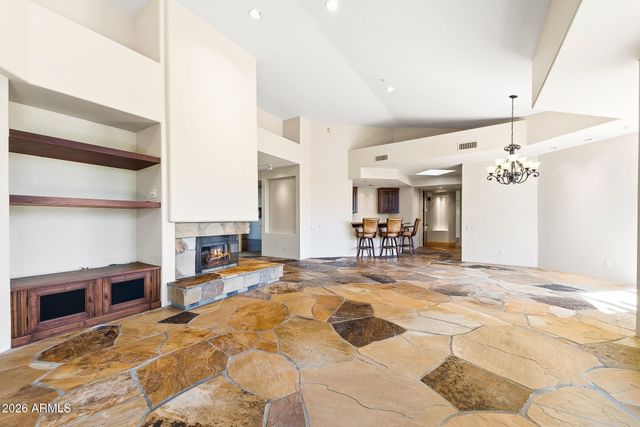 10675 E FERNWOOD Lane, Scottsdale, AZ 85262