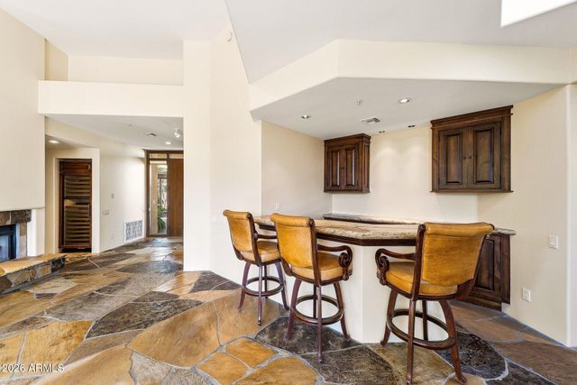 10675 E FERNWOOD Lane, Scottsdale, AZ 85262