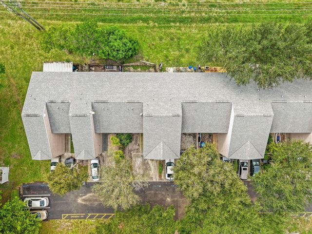 5072 Pine Abbey Drive S, West Palm Beach, FL 33415
