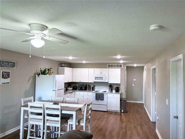 709 S Holden Street, Warrensburg, MO 64093