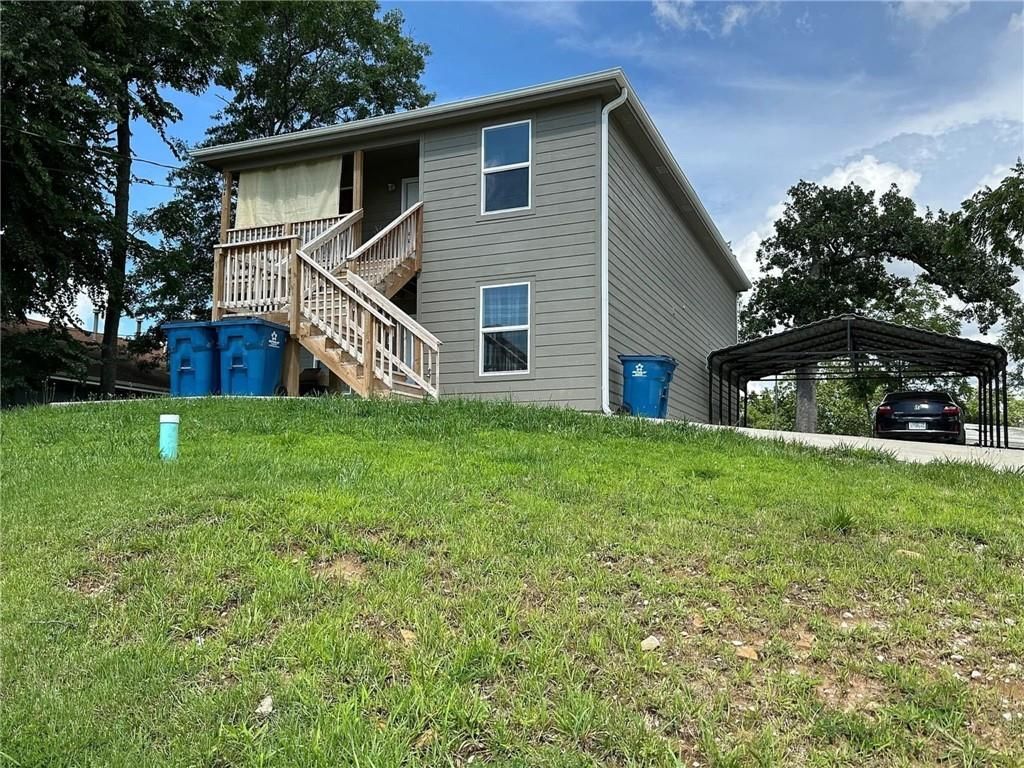 709 S Holden Street, Warrensburg, MO 64093