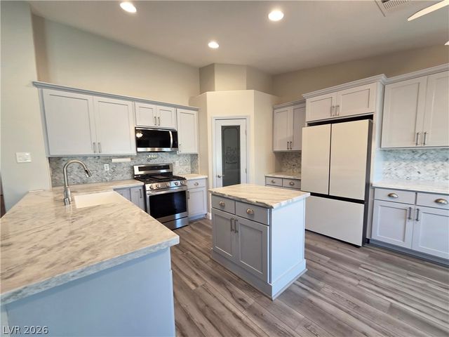 6029 Cocktail Drive, Las Vegas, NV 89130
