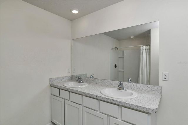 8696 SW 49TH CIRCLE, Ocala, FL 34476