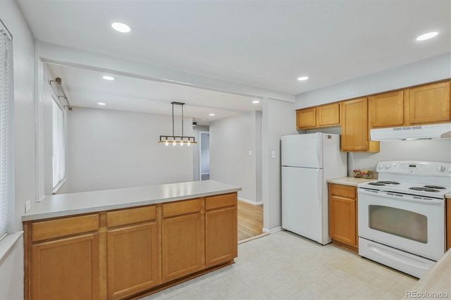 4200 E Fremont Avenue, Littleton, CO 80122