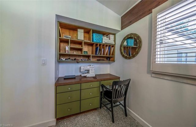 116 Maplewood Avenue, Thomasville, NC 27360