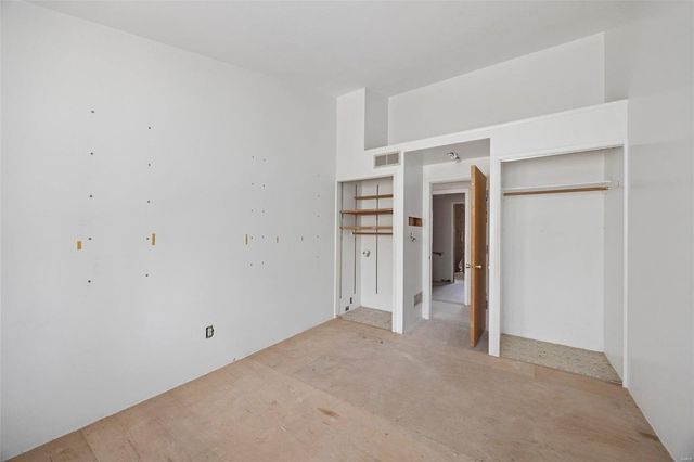 1400 Hudson Road, St Louis, MO 63135