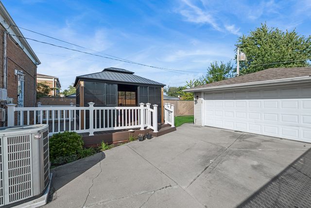 14325 Ingleside Avenue, Dolton, IL 60419