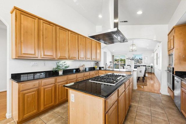 370 Goodwin Drive, San Bruno, CA 94066