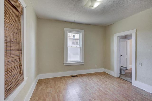 416 E Jackson Street, Pittsburg, KS 66762