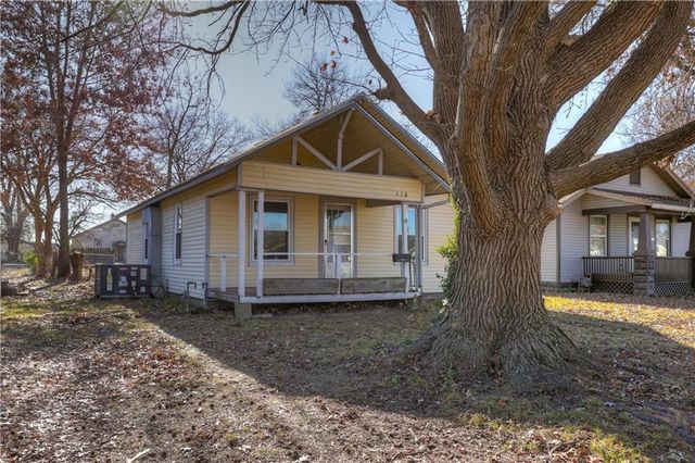 416 E Jackson Street, Pittsburg, KS 66762