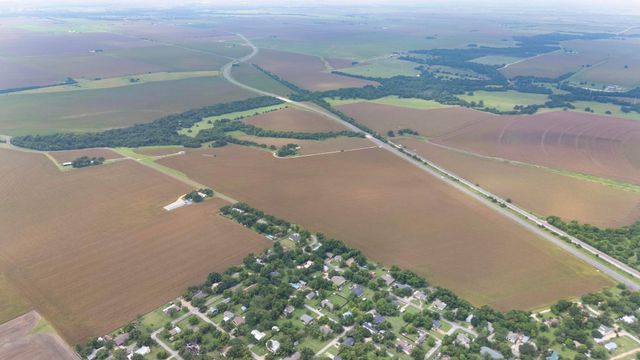 4400-4402 N Highway 95, Granger, TX 76530