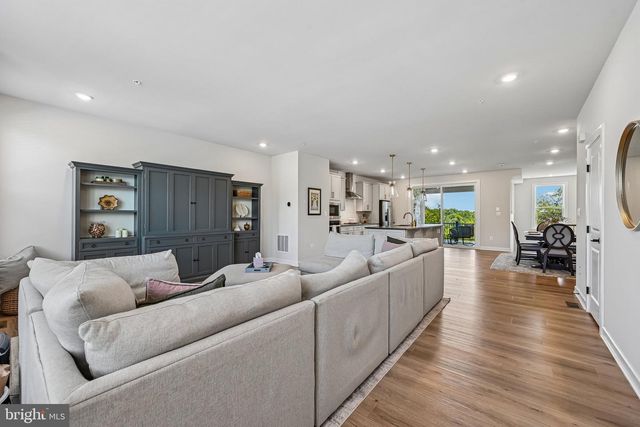 13719 HUNT VALLEY CT, Cockeysville, MD 21030