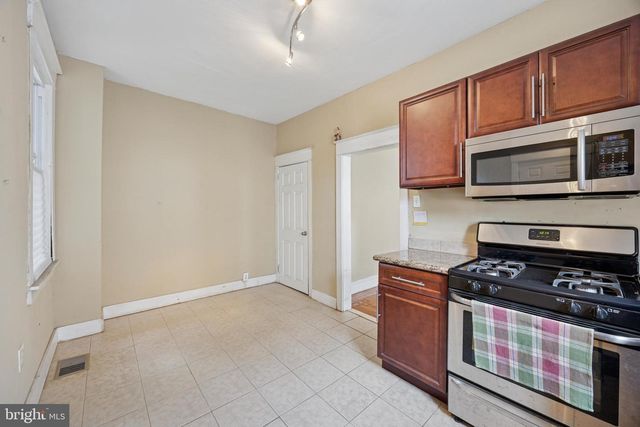 188 BURMONT RD, Drexel Hill, PA 19026
