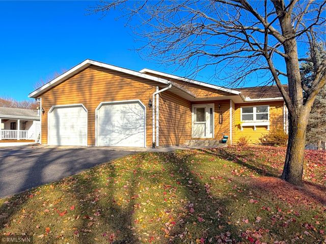 210 Knollwood Street W, Annandale, MN 55302