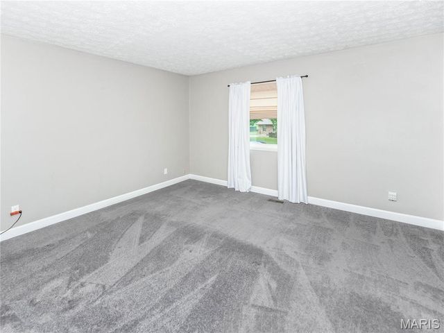 202 Willow Drive, Collinsville, IL 62234