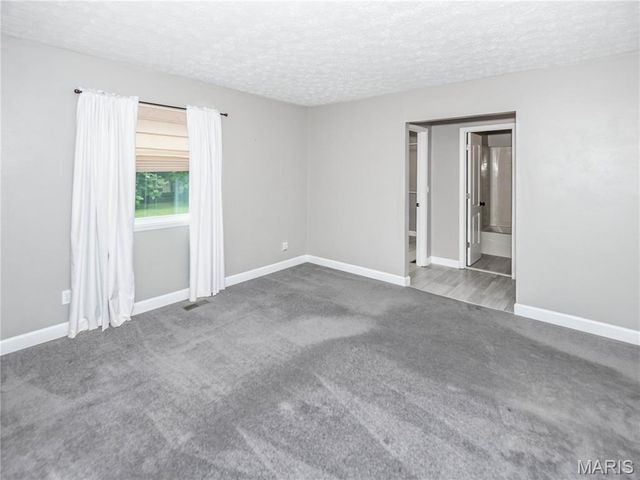 202 Willow Drive, Collinsville, IL 62234