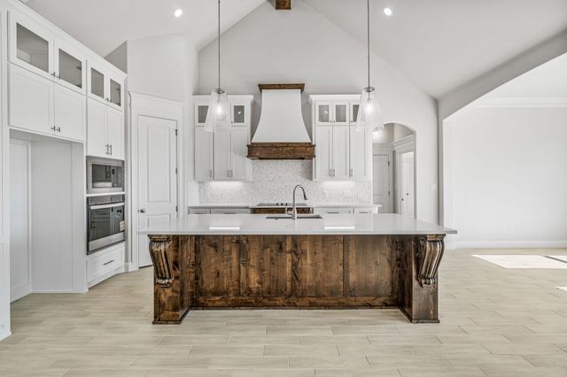 1064 Uplift Drive, Weatherford, TX 76087