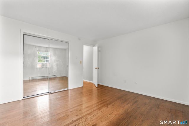 24 College Street 6, Clinton, CT 06413