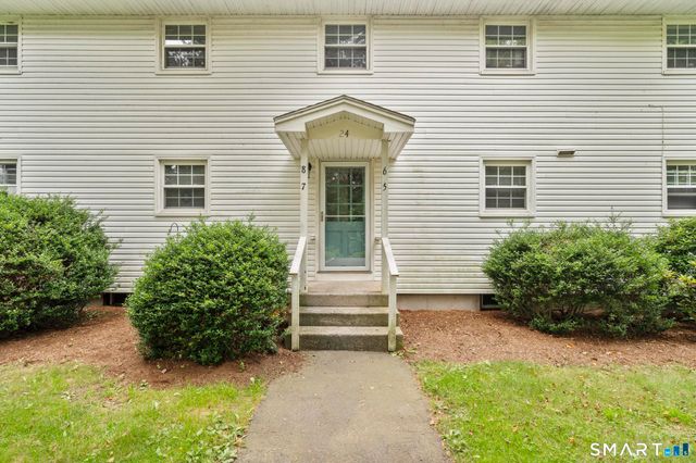 24 College Street 6, Clinton, CT 06413