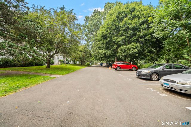 24 College Street 6, Clinton, CT 06413